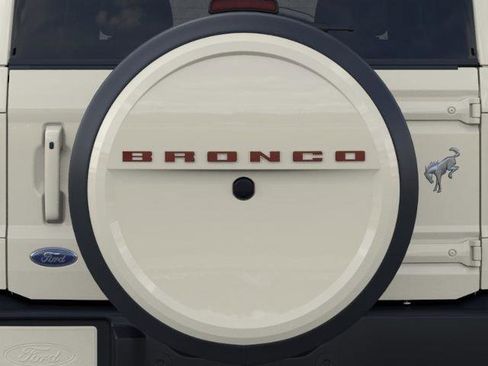 New 2026 Ford Bronco Outer Banks AWD/4WD image 24