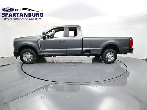 Used 2026 Ford F250 XL RWD image 4