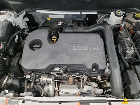 Used 2022 GMC Terrain SLE w/ Driver Convenience Package image 30