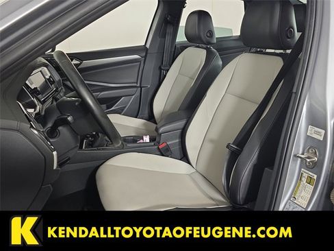 Used 2021 Volkswagen Jetta R-Line image 17