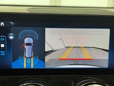 New 2025 Mercedes-Benz GLB 250 4MATIC image 13