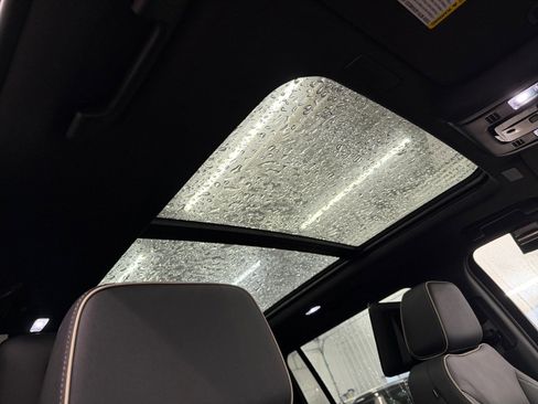 New 2026 GMC Yukon XL Elevation w/ Elevation Premium Package image 31