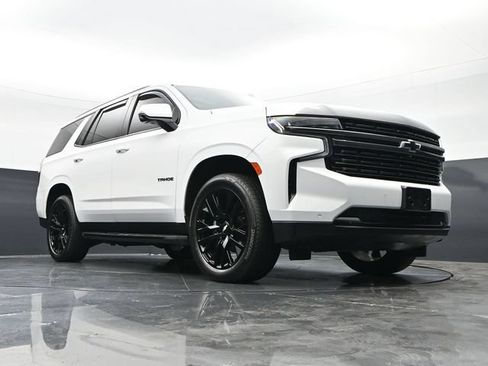 Used 2021 Chevrolet Tahoe RST w/ Luxury Package AWD/4WD image 45