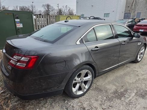 Used 2015 Ford Taurus SEL w/ Equipment Group 201A image 5