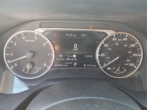 Used 2024 Nissan Rogue S FWD image 17
