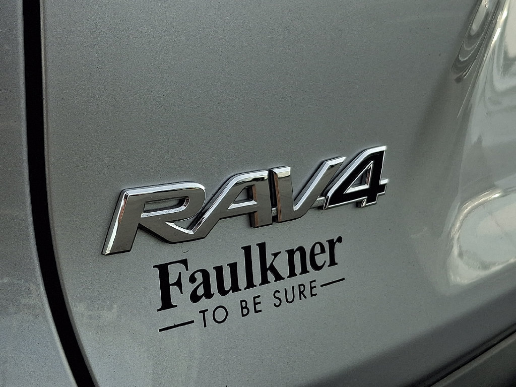 Certified 2025 Toyota RAV4 XLE AWD/4WD image 31