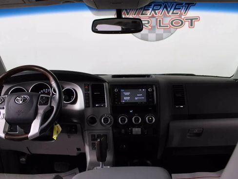 Used 2016 Toyota Sequoia Platinum AWD/4WD image 11