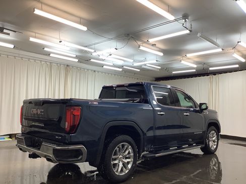 Used 2022 GMC Sierra 1500 SLT w/ SLT Premium Package image 6