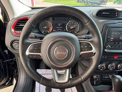 Used 2016 Jeep Renegade Trailhawk AWD/4WD image 12