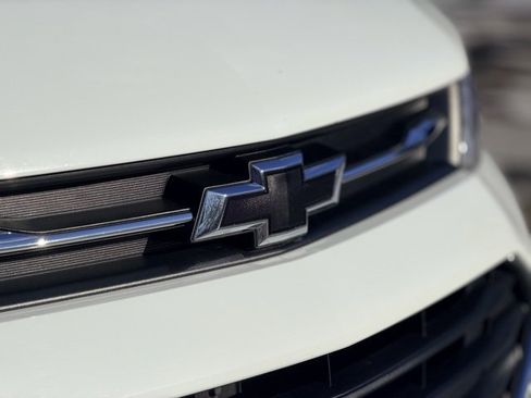 Certified 2022 Chevrolet Trax LT w/ Sport Edition image 28