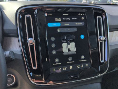 New 2026 Volvo XC40 B5 Plus w/ Protection Package Premier image 21