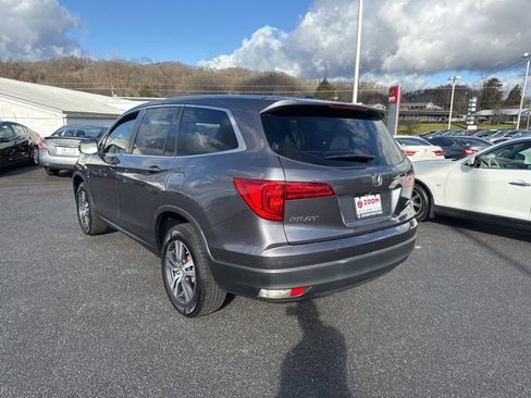 Used 2018 Honda Pilot EX image 6