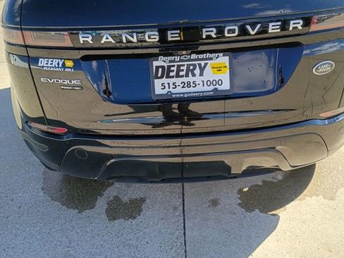 Used 2020 Land Rover Range Rover Evoque SE image 10