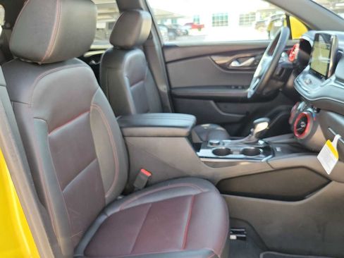 Used 2024 Chevrolet Blazer RS w/ Enhanced Convenience Package FWD image 18