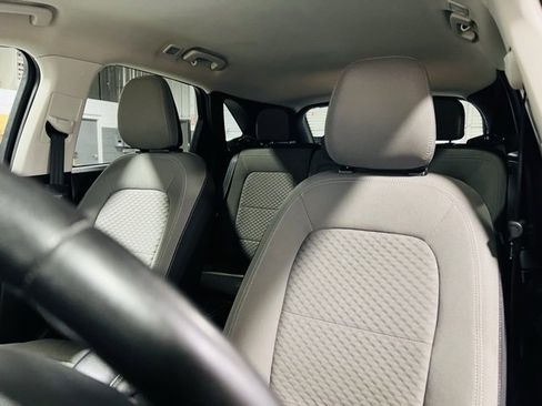 Used 2022 Ford Escape SE w/ Convenience Package image 3