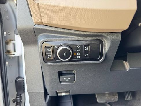 Used 2023 Ford Bronco Wildtrak AWD/4WD image 23