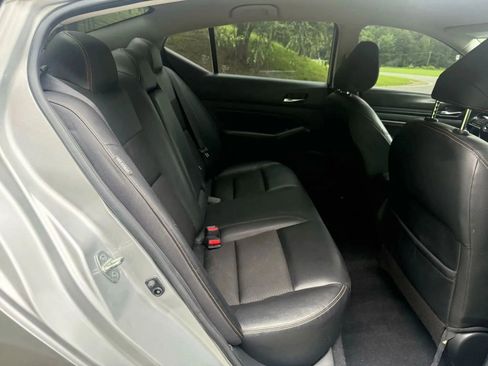 Used 2021 Nissan Altima 2.5 SR image 19