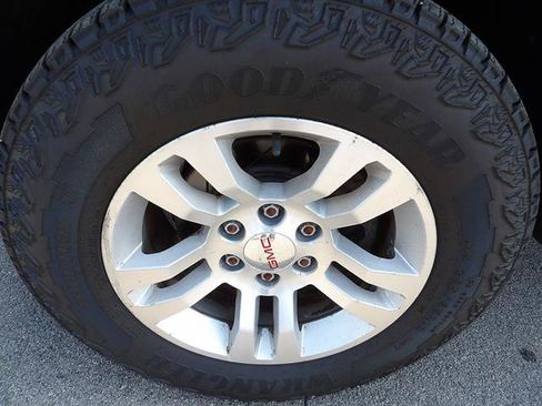 Used 2015 GMC Sierra 1500 2WD Regular Cab image 8