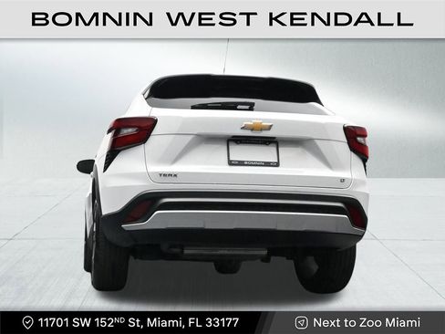 Used 2025 Chevrolet Trax LT image 23