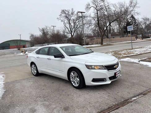 Used 2015 Chevrolet Impala LS image 2