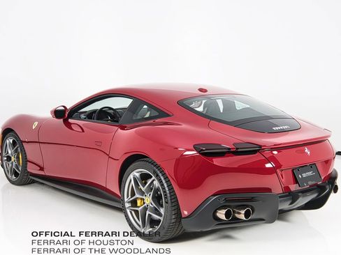 Used 2023 Ferrari Roma image 2