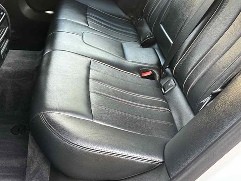 Used 2018 BMW 540i xDrive image 17