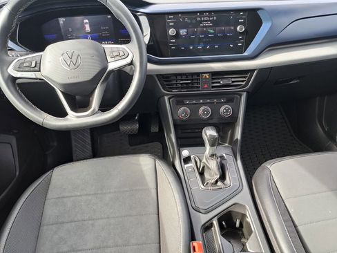 Used 2022 Volkswagen Taos SE image 20