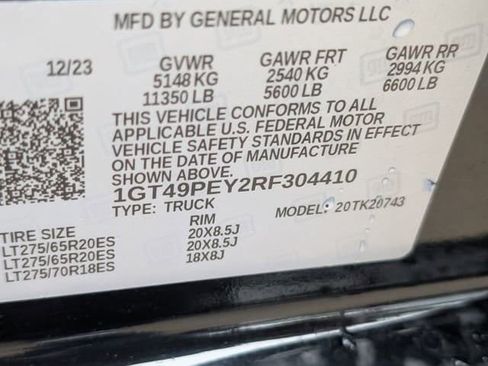 Used 2024 GMC Sierra 2500 AT4 w/ AT4 Premium Plus Package image 28