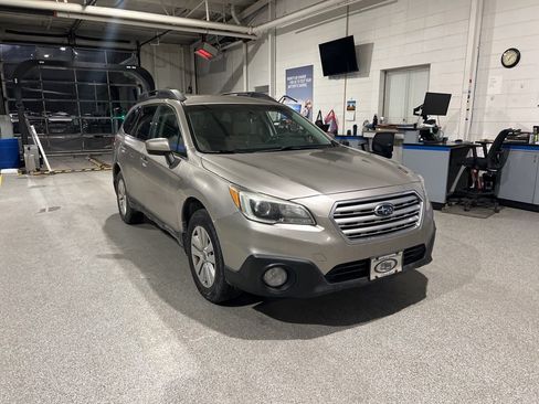 Used 2015 Subaru Outback 2.5i Premium w/ Popular Package #2 image 2