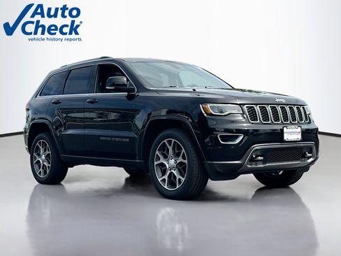 Used 2018 Jeep Grand Cherokee Limited AWD/4WD image 1
