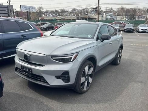 Certified 2024 Volvo C40 P8 Recharge Ultimate w/ Protection Package Premier AWD/4WD image 2