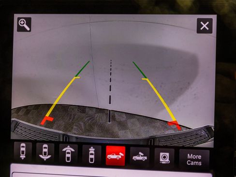 New 2026 RAM 3500 Laramie AWD/4WD image 39