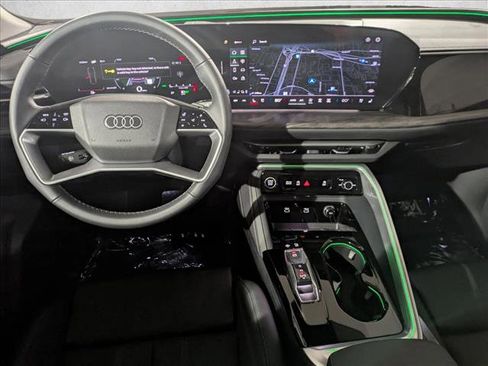 New 2025 Audi Q5 Premium Plus image 17