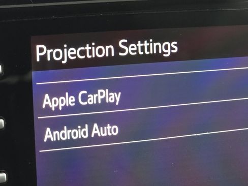 Used 2022 Toyota Sienna XLE image 6