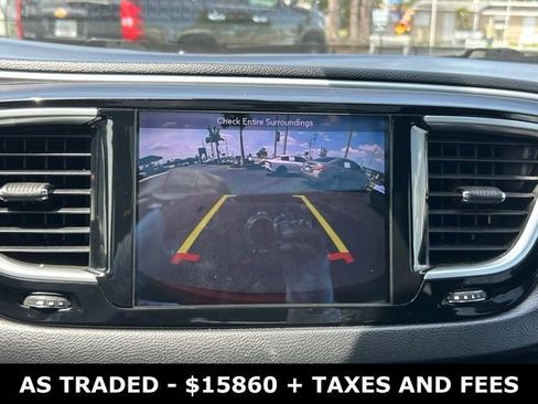 Used 2019 Chrysler Pacifica Touring-L Plus w/ S Appearance Package FWD image 26