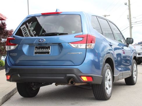 Used 2023 Subaru Forester AWD/4WD image 11