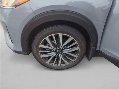 Used 2023 Nissan Kicks SV image 22