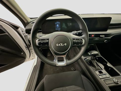 Used 2025 Kia K5 LXS image 18