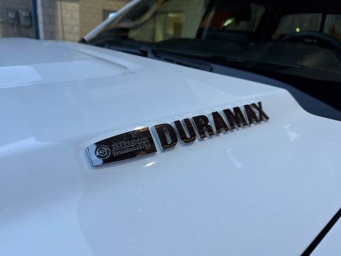 Used 2017 GMC Sierra 2500 Denali w/ Duramax Plus Package image 7