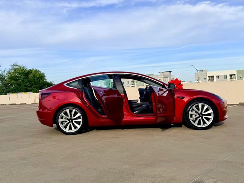 Used 2020 Tesla Model 3 Standard Range Plus RWD image 44