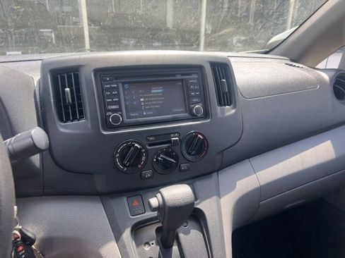 Used 2019 Nissan NV200 SV w/ Navigation Package image 4