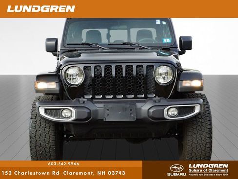 Used 2023 Jeep Gladiator Sport image 10
