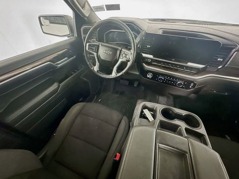 Used 2022 Chevrolet Silverado 1500 RST image 9