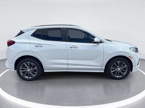 Used 2021 Buick Encore GX Select w/ Sport Touring Package FWD image 9