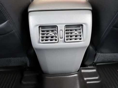 Used 2011 Toyota 4Runner SR5 w/ Convenience Pkg image 43