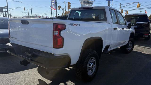 Used 2023 Chevrolet Silverado 2500 W/T w/ WT Fleet Convenience Package AWD/4WD image 4
