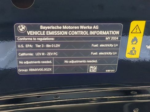 Used 2024 BMW i4 M50 AWD/4WD image 27
