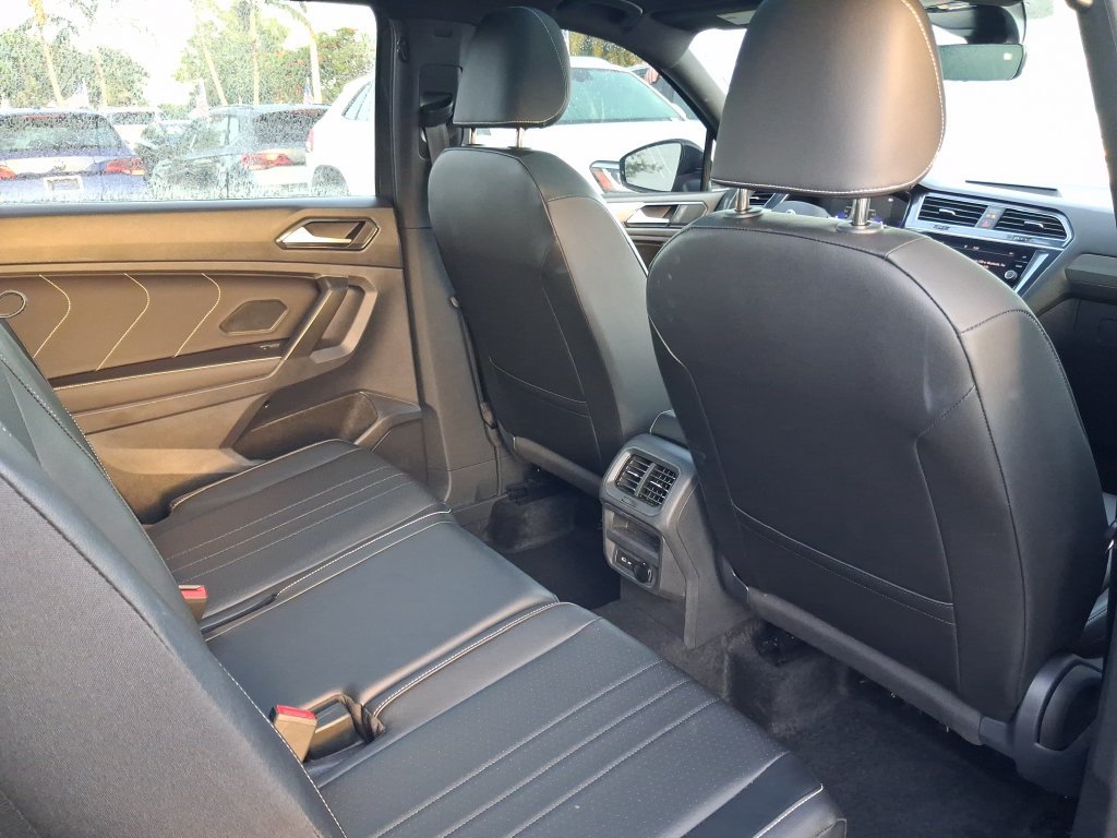 Certified 2024 Volkswagen Tiguan SE R-Line FWD image 22