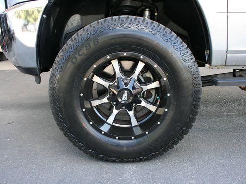 Used 2015 RAM 2500 Tradesman w/ Chrome Appearance Group AWD/4WD image 7