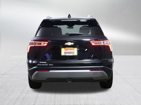 Used 2025 Chevrolet Equinox LT w/ Convenience Package II AWD/4WD image 6